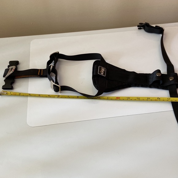 Kurgo harness in medium - Picture 11 of 11